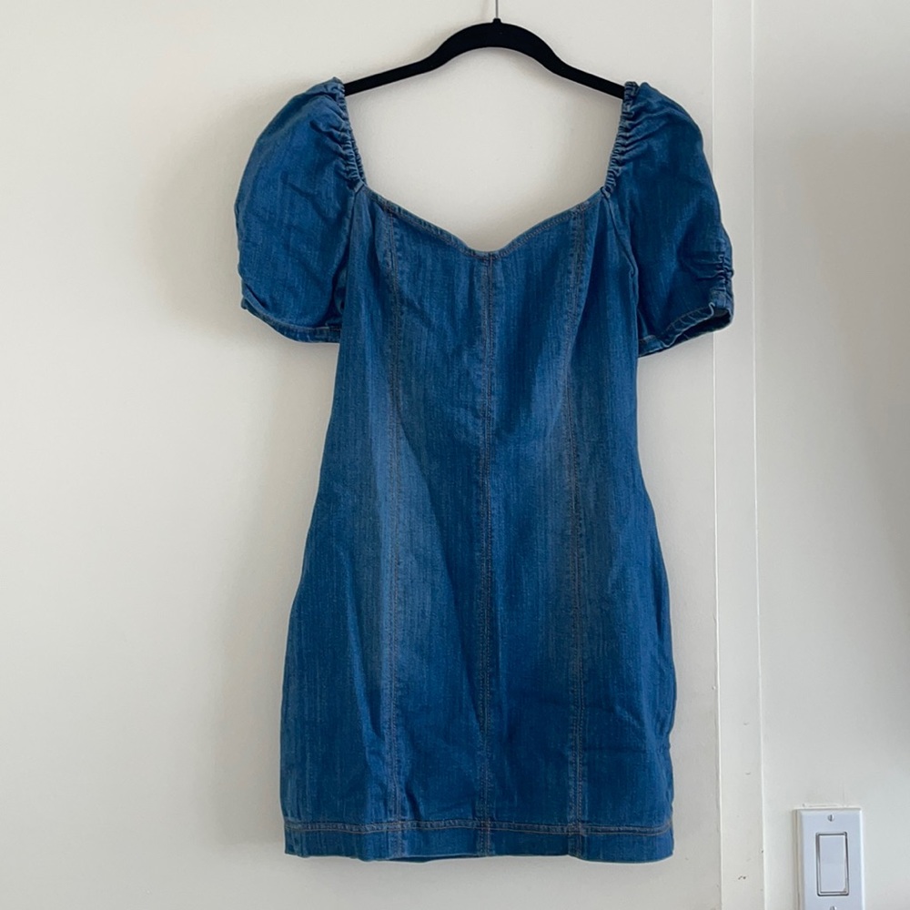 Alice + Olivia Blue Denim Puff Sleeve Mini Dress